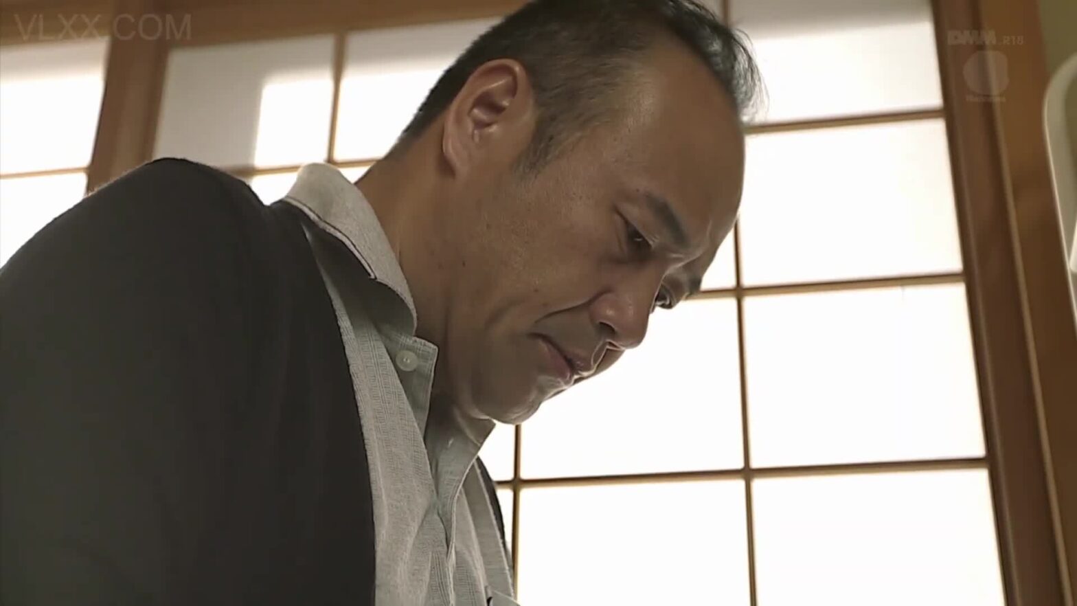 Đuổi người yêu về rồi làm tình con gái ruột luôn – sexlonnon