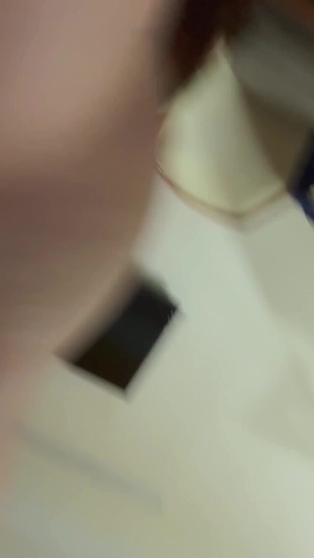 Bác sĩ nắc cô y tá ngoại tình bắn tinh ngập tử cung run rẩy